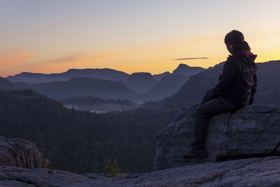 Stavanger: Preikestolen Sunrise Hike with Breakfast Buffet - Why Preikestolen at sunrise feels worth the early alarm