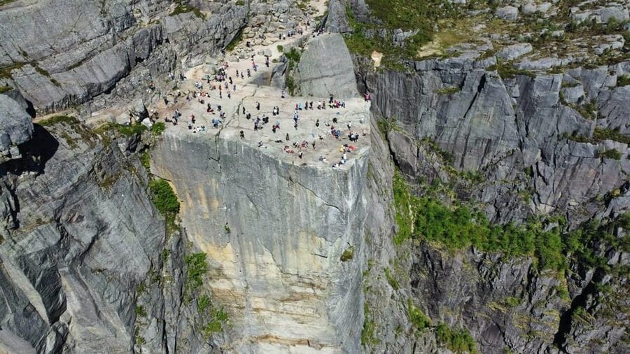 Stavanger: Preikestolen Tour with Guide and Pickup - Key points before you go