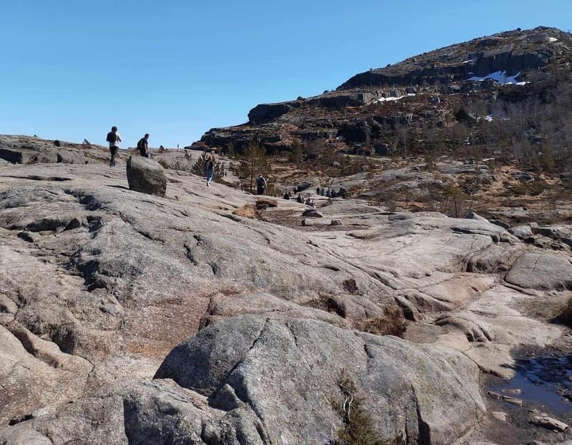 Stavanger: Preikestolen Tour with Guide and Pickup - Lysefjord panorama: the view you came for