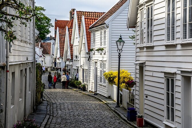 Stavanger Private Walking Tour with a Local - How long should you book: 2 hours or 4 to 6?