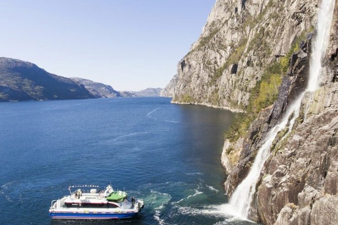 Stavanger: Waterfalls, Caves and Rock Tour By Sea - Entering Stavanger by Sea: From Strandkaien to the Fjords