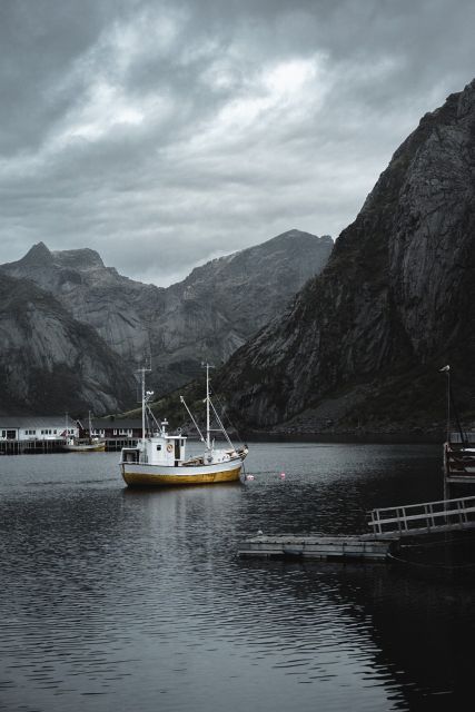Svolvær: Fishing Trip on the Lofoten Sea - Gear, Comfort, and Staying Warm on a Cold-Water Boat