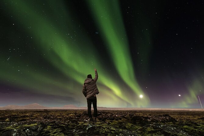 The Aurora Tour - small group, northern lights - Tromso at 7:00 pm: what the northern lights chase feels like