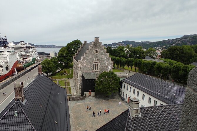 The influence of Bergen in Norway's development, city tour - Bryggen Hanseatic Wharf UNESCO: how trade actually worked