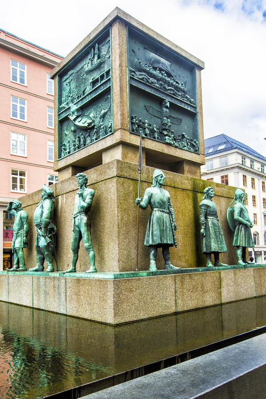The influence of Bergen in Norways development, city tour - Who should book this walk, and who should skip it