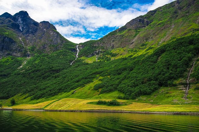 The Scenic Roadtrip, Oslo to Bergen via Flam & the Fjords - The price: is USD 947.28 per person actually good value?