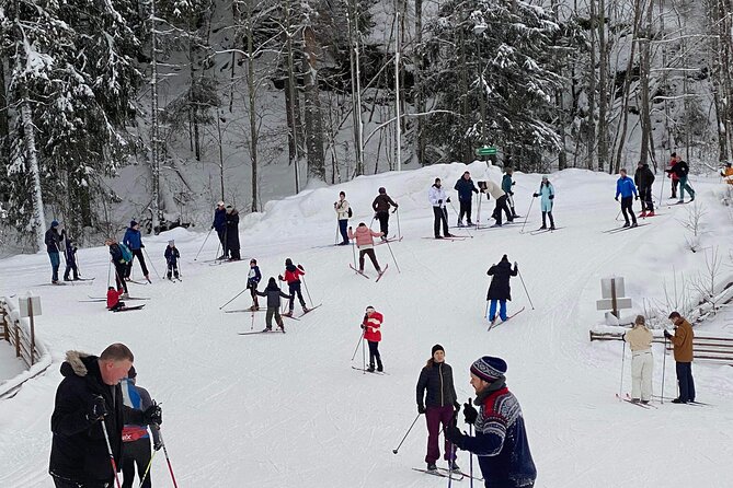 The Ultimate Norwegian Skiing Experience - Meeting at Narvesen Skullerud and Getting Ready Fast