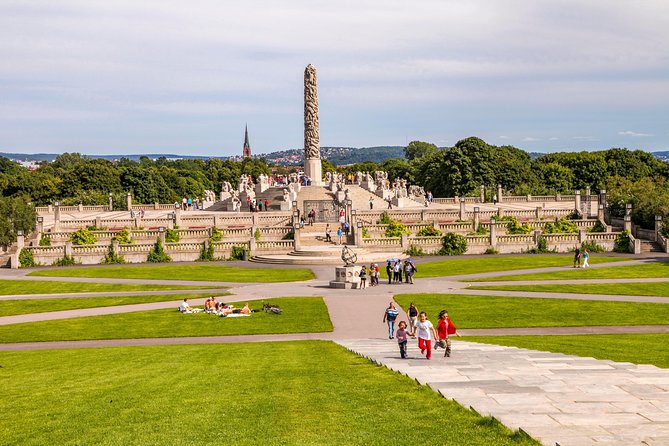 The Ultimate Study of the Human Form at Vigeland's Sculpture Park with a Local - What you will actually do in the park