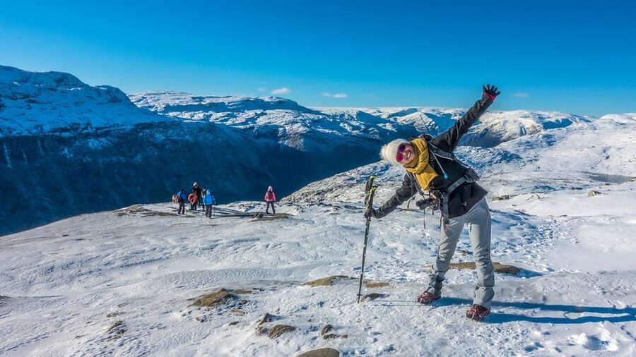 Trolltunga Autumn Hike Go Viking - Safety on the rock: what happens on the iciest days