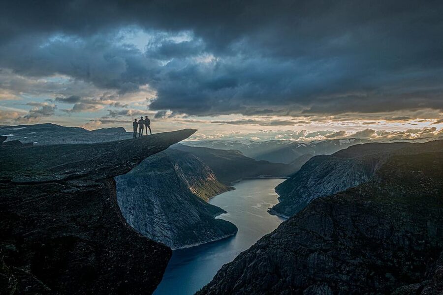 Trolltunga: Trolltunga Sunset Glamping - What to bring: the gear list that keeps you comfortable
