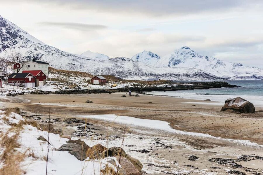 Tromsø: Arctic Landscape and Fjord Tour with Snacks - Getting there from Tromsø Tourist Shop, and why the minivan matters