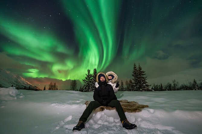Tromsø: Aurora Magic Northern Lights Tour with Photos - First Light Chase Starts at Kaigata, Tromsø (6:30 pm)