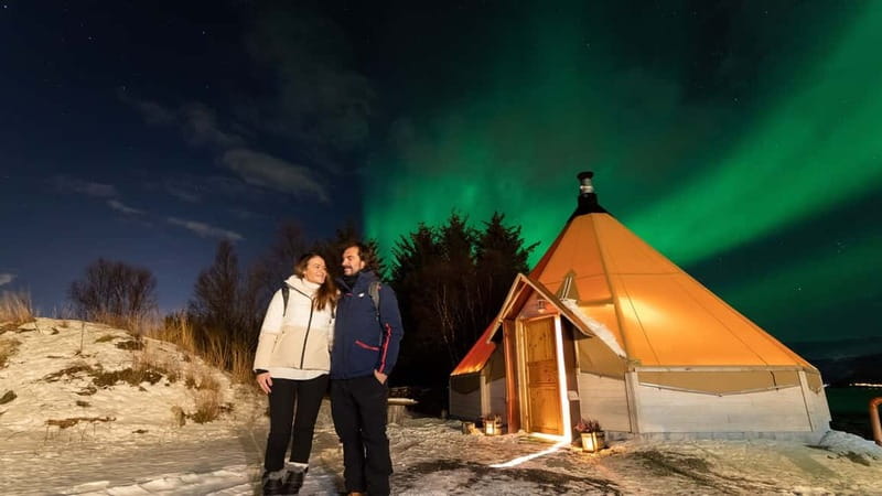 Tromsø: Aurora Safari Chase by big bus with Camp meal - Getting to the bus in Tromsø, then warming up fast