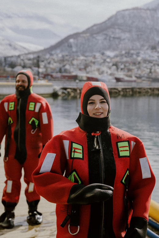 Tromsø city center Urban Floating experience - 1.5 hours in the water at the Vervet docks: float, breathe, repeat