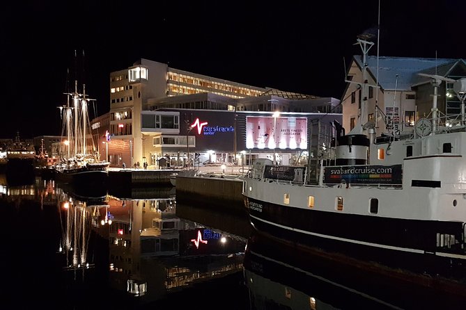 Tromsø City Walk - Guides like Karina and Keira, and why their style fits