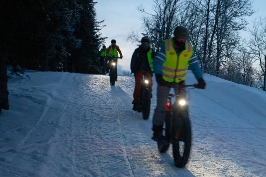 Tromsø: Electric fatbike trip on winter paths - Riding Tromsø city edges into Tromsømarka winter paths