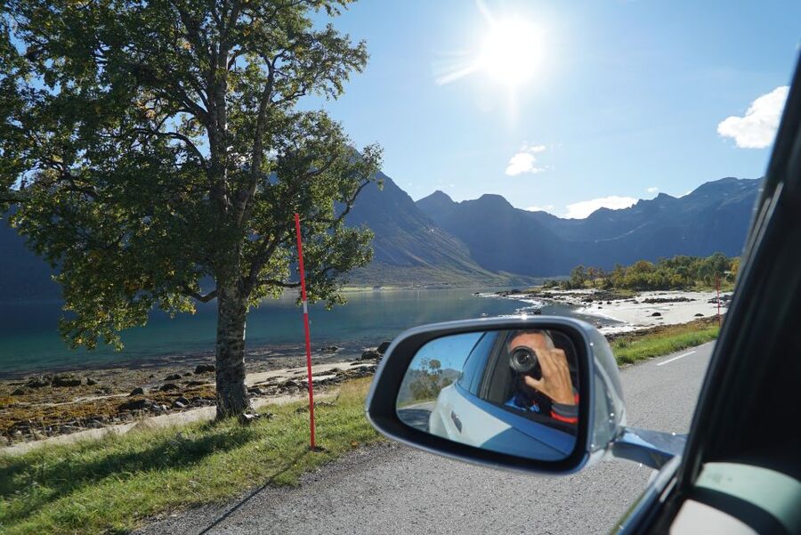 Tromsø: Fjord Sightseeing in a Tesla X Luxury Electric Car - Lunch at a Local Café: The One Stop That Makes It Feel Real