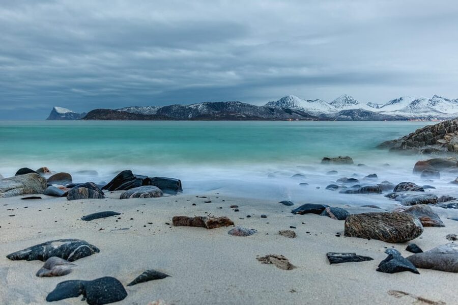 Tromsø: Fjords and Sommarøy Islands Tour with Salmon Picnic - Who this tour is best for
