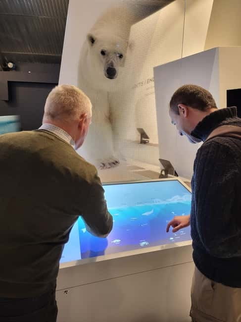 Tromsø: Guided Polar Bear Walk incl. Polaria & Polar Museum - Polar Museum: from explorers and hunters to polar bear legends