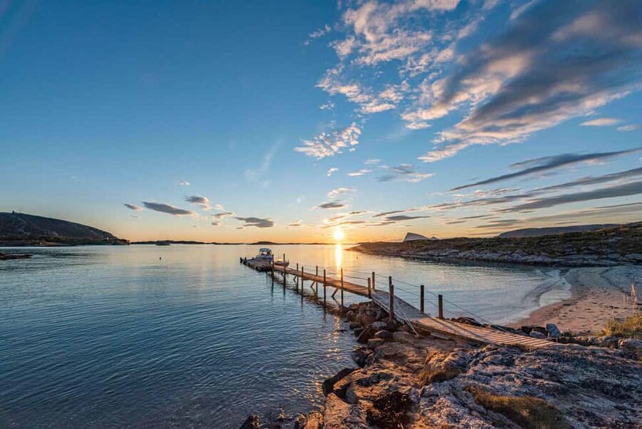 Tromsø: Kvaløya & Sommarøy Guided Tour - Fjord viewpoints and photo stops: what you’re really paying for