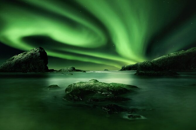 Tromsø, Northern Lights and Wilderness Evening Catamaran Cruise - What happens during the 2.5 hours after 9pm