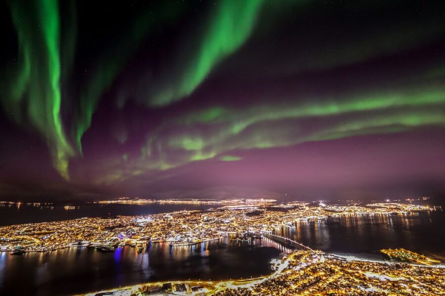 Tromso: Northern Lights Cable Car Excursion - Key things that make this aurora trip work