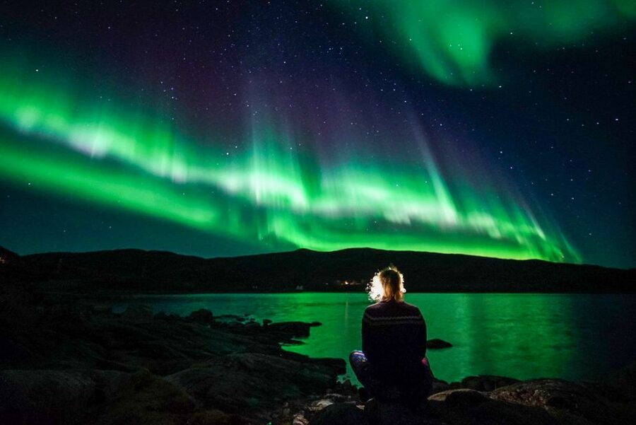 Tromsø: Northern Lights Chase Minibus Tour - Weather tracking, route changes, and the Finland option