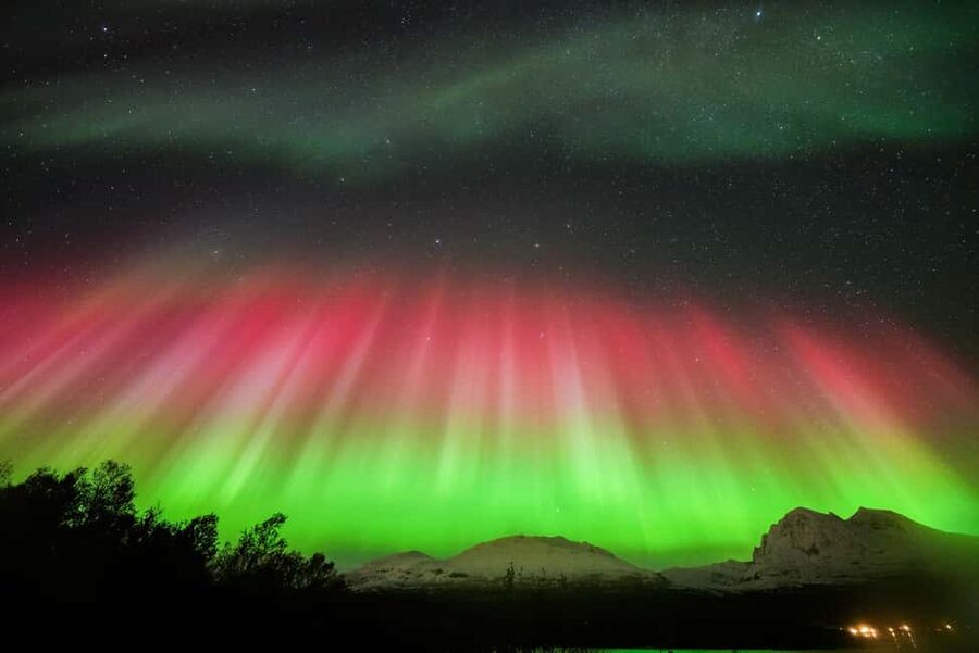 Tromsø: Northern Lights Chase with Free Photos - What Waiting Outside Is Like, Thermal Suits, Hot Drinks, and Biscuits