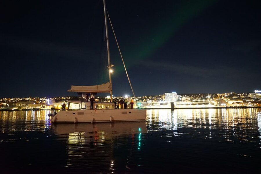 Tromsø: Northern Lights Luxury Catamaran Cruise - Snacks, coffee, and the fish soup on the return