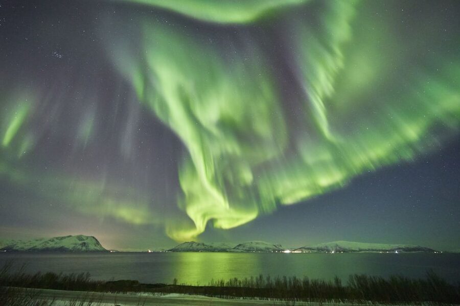 Tromso: Northern Lights Photo Excursion - The Tromsø aurora chase, done in small-group mode