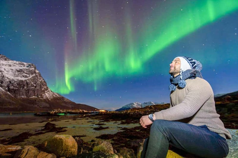 Tromsø: Northern Lights Safari - Meeting at Skaret by Vander and warming up for the hunt