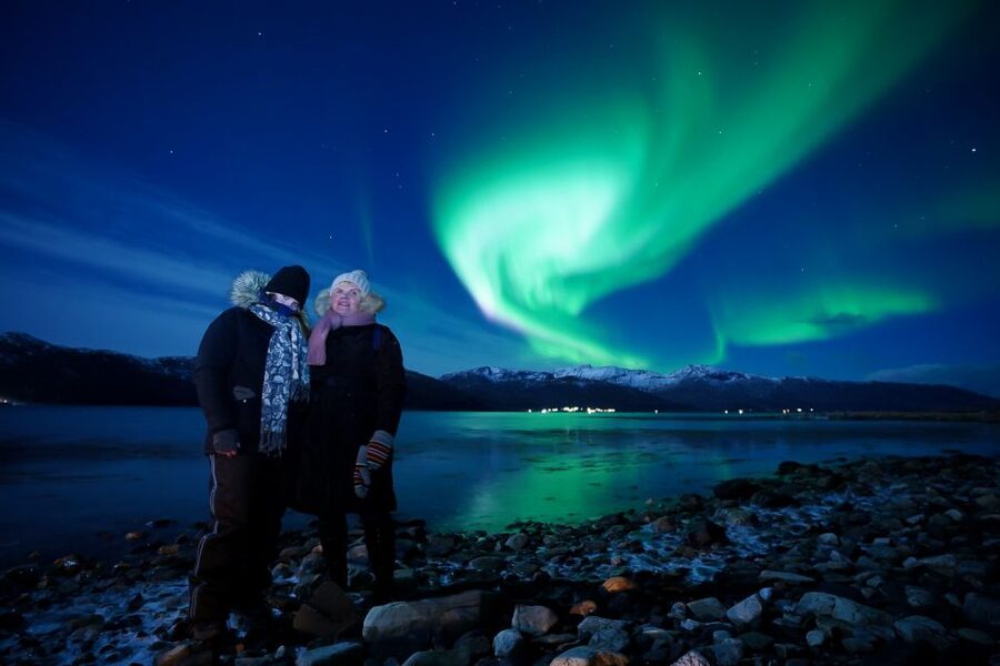 Tromsø: Northern Lights Tour with Free Professional Portrait - Campfire time: roasting marshmallows in the Arctic night