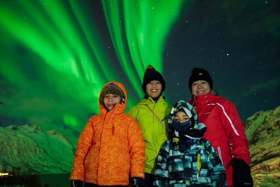 Tromsø: Northern Lights Tour with Guaranteed Sightings - The real difference: guaranteed lights, not just a bus ride