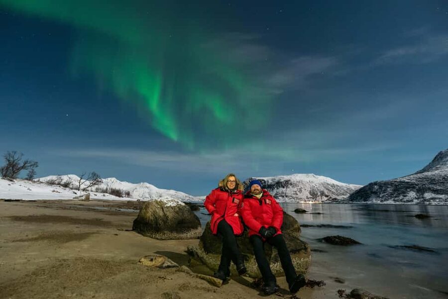 Tromsø: Northern Lights Tour with Professional Photographer - Stop 3: The Long Viewing Window in the Dark