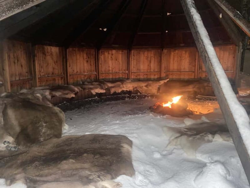 Tromsø: Snow Sledding, Mini Skiing, Lasso and Reindeer Hides - Who should book, and who should skip this winter evening