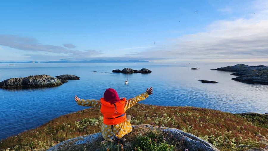 Tromsø: Sommaroy Fjord Tour with Lunch Option & Midnight Sun - The Stop-by-Stop Flow: Viewpoints, a Longer Hop, and Sommarøy Time