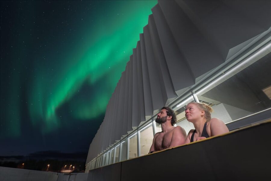 Tromsø: Spa/Pool with Bath, Sauna and Outdoor Heated Pool - Key highlights worth planning around