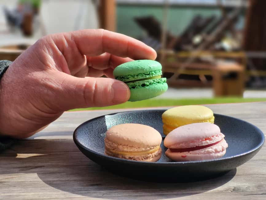 Tromsø Sweet Temptations tour: afternoon tea & chocolates - Café hopping with a guide: why the route feels personal