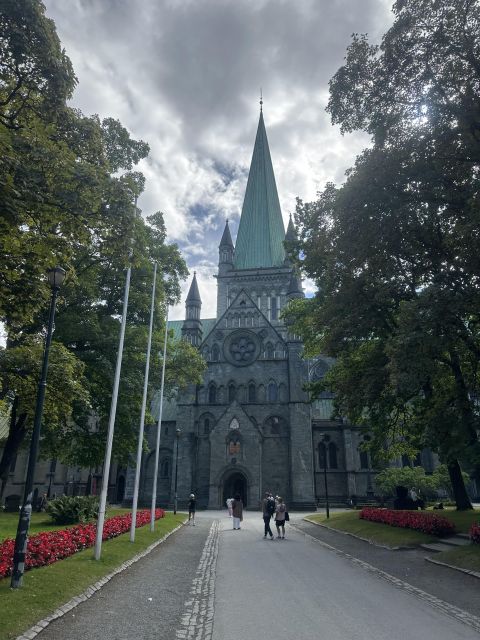 Trondheim: City Bus Tour - Solsiden and the Nid river: where Trondheim looks like postcards
