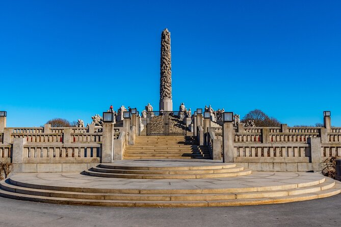 Vigeland Alien Threat in Oslo Exploration Game and Tour - Getting started at Vigelandsparken and finishing at The Wheel of Life