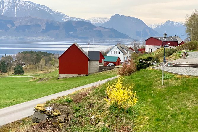 Viking Islands from Alesund: 5-Hour Private Group Tour - City center time: jugendstil, the fire mystery, and the Borgund link