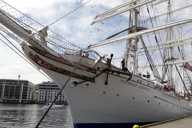 Walking tour: Medieval Spirit of Bergen + sweet Arctic gifts - Where you start, and how the route feels