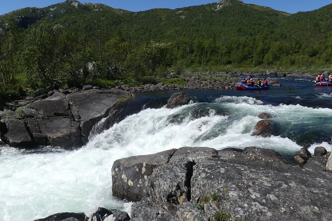 Wild Viking Rafting on Numedalslågen River - level 3 - Gear and safety with Serious Fun, plus guides you might hear by name